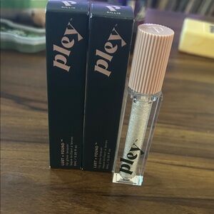 Pley Lust + Found Shimmer Lip Gloss Billie set of 2